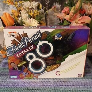 Hasbro Trivial Pursuit Totally 80s - Vibrant Colors
